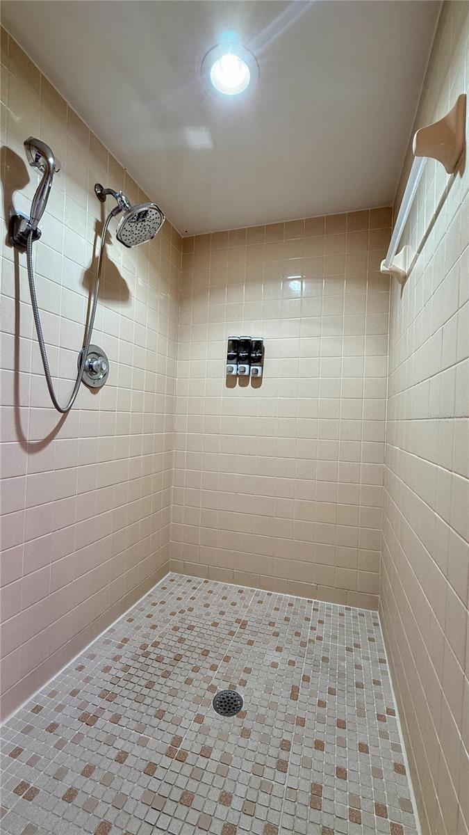 125 TEAKWOOD DR, KISSIMMEE, FL, 34743