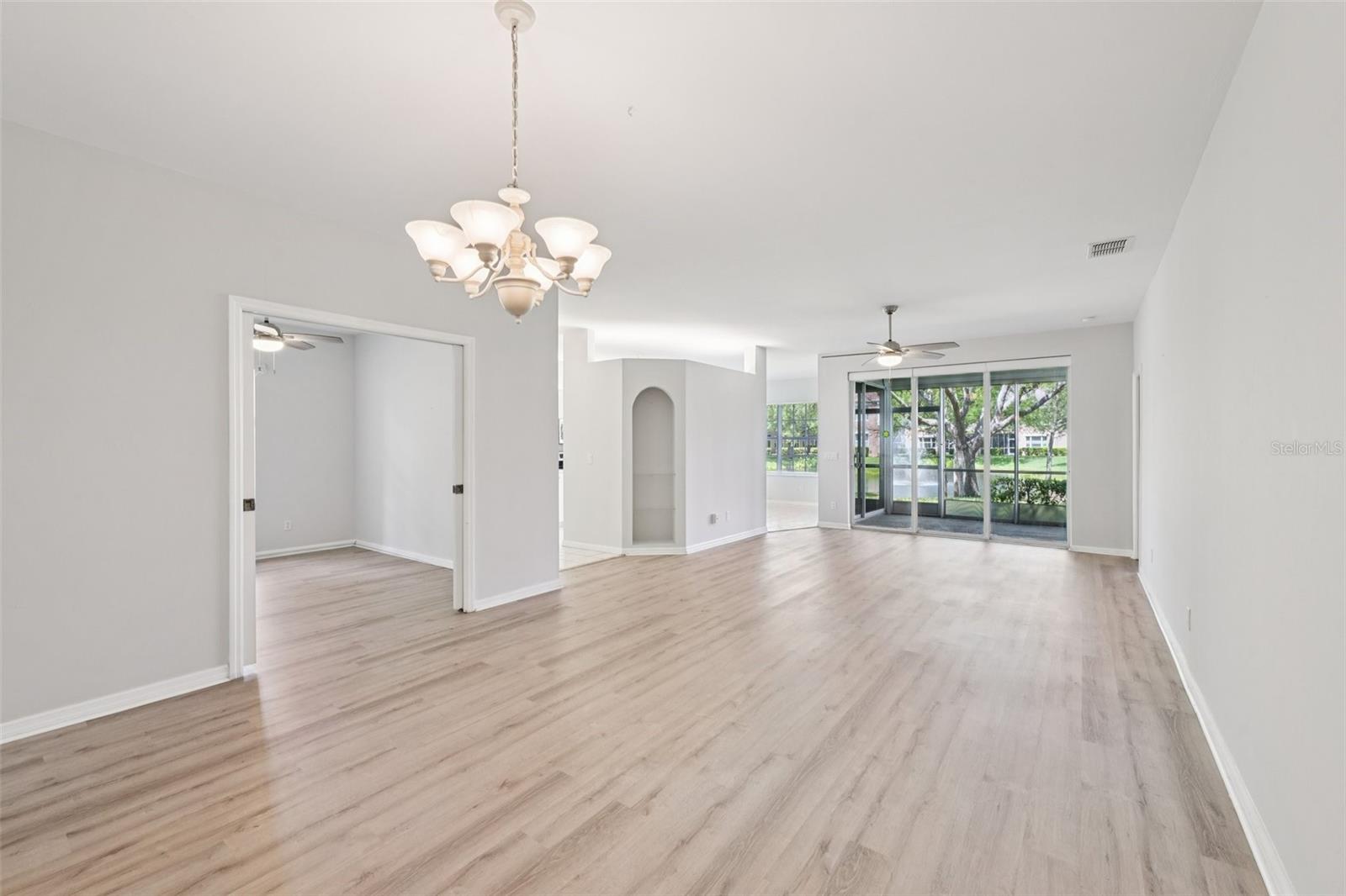 14590 GLEN COVE DR #401, FORT MYERS, FL, 33919