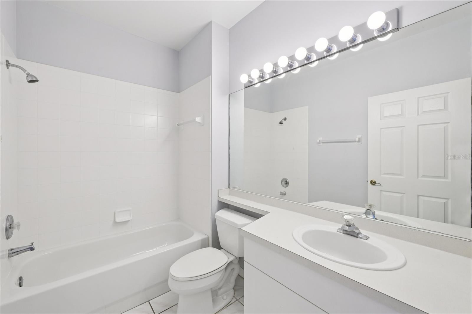 14590 GLEN COVE DR #401, FORT MYERS, FL, 33919