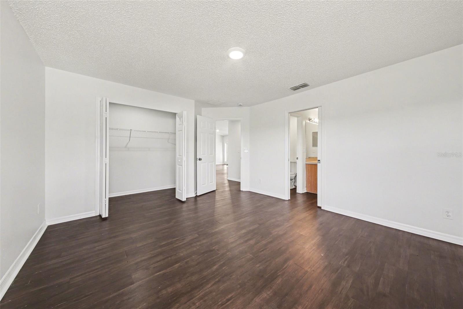 1011 BLUEGRASS DR, GROVELAND, FL, 34736