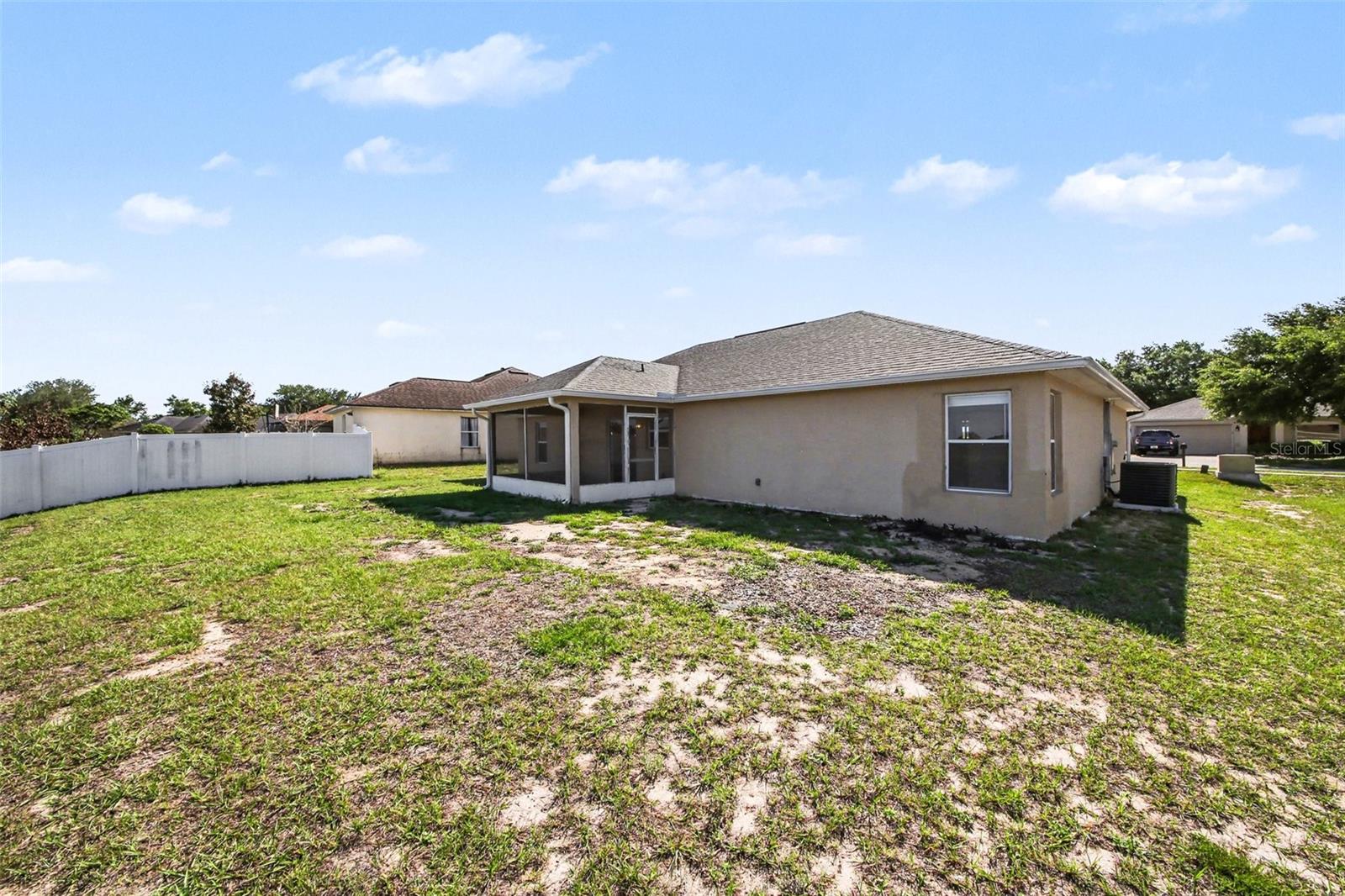 1011 BLUEGRASS DR, GROVELAND, FL, 34736
