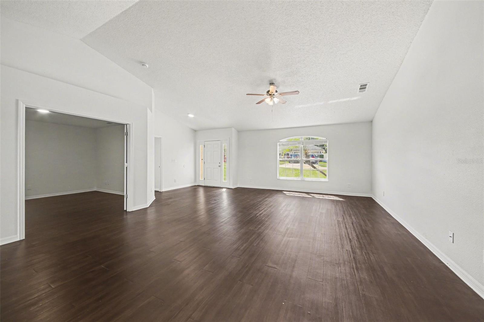 1011 BLUEGRASS DR, GROVELAND, FL, 34736