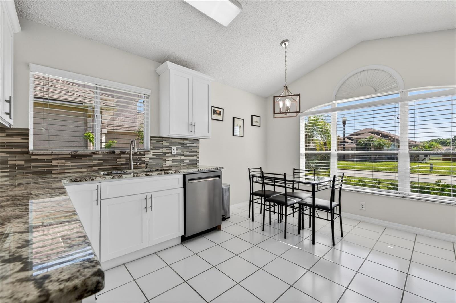 8525 HEYWARD RD, TAMPA, FL, 33635