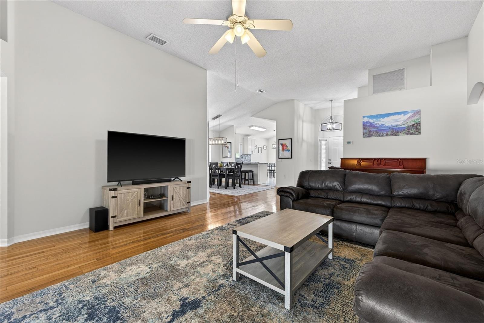 8525 HEYWARD RD, TAMPA, FL, 33635