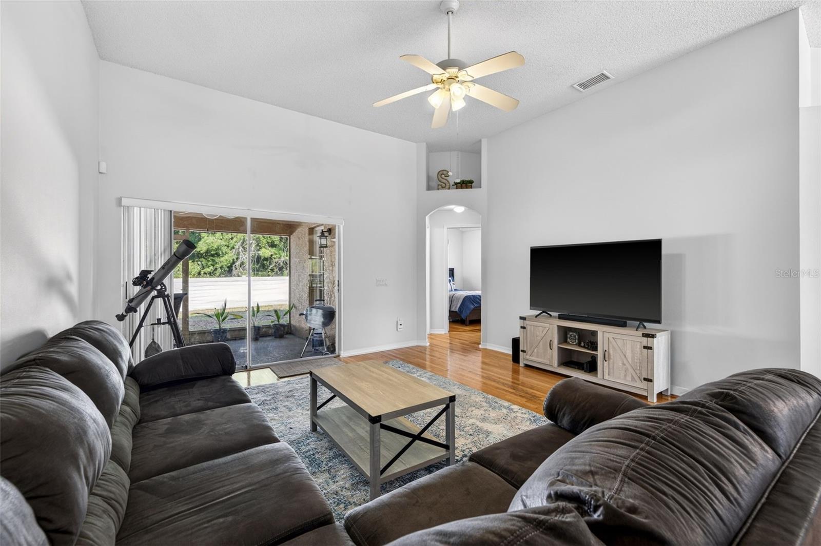 8525 HEYWARD RD, TAMPA, FL, 33635