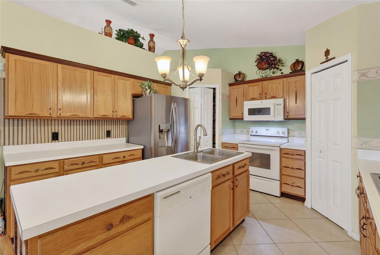 1912 LAKEVIEW PL, KISSIMMEE, FL, 34759