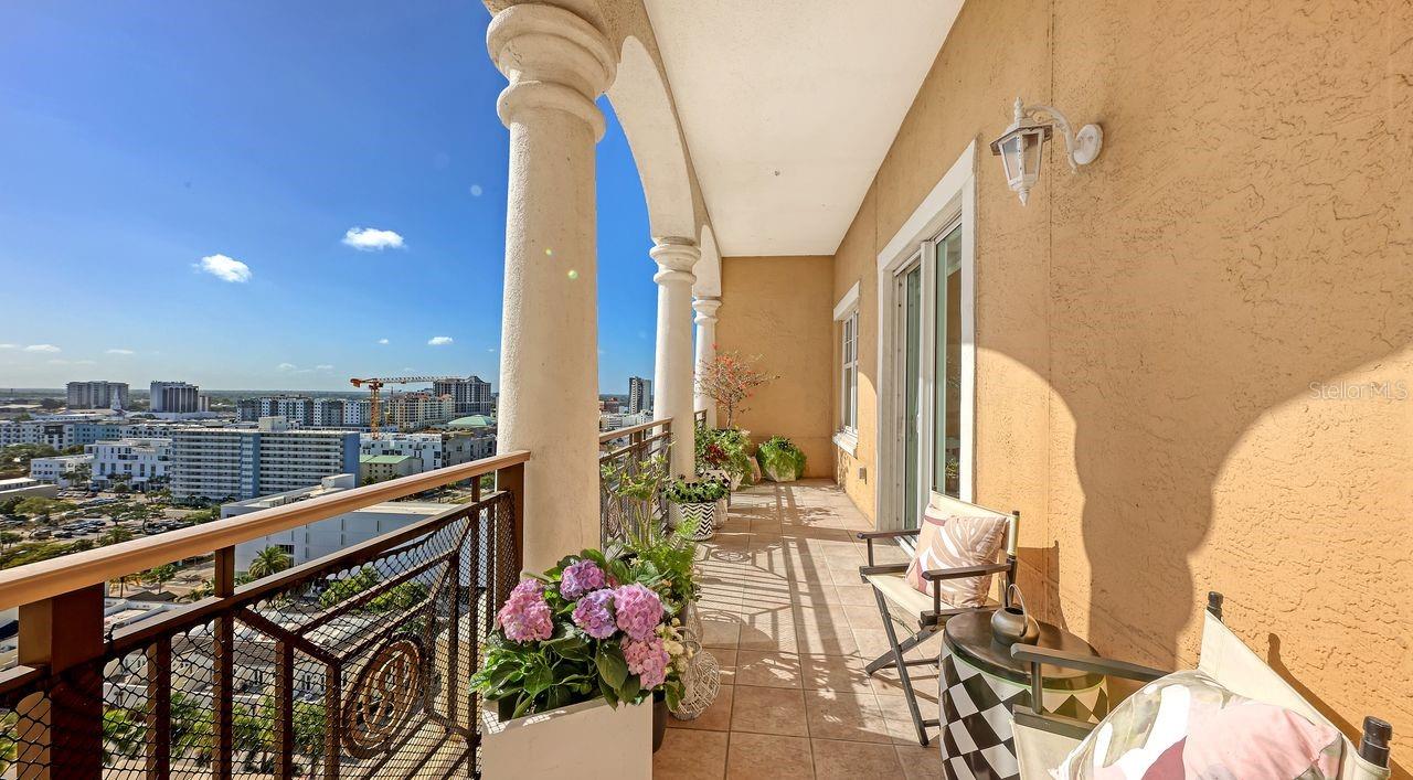 750 N TAMIAMI TRL #PH08, SARASOTA, FL, 34236