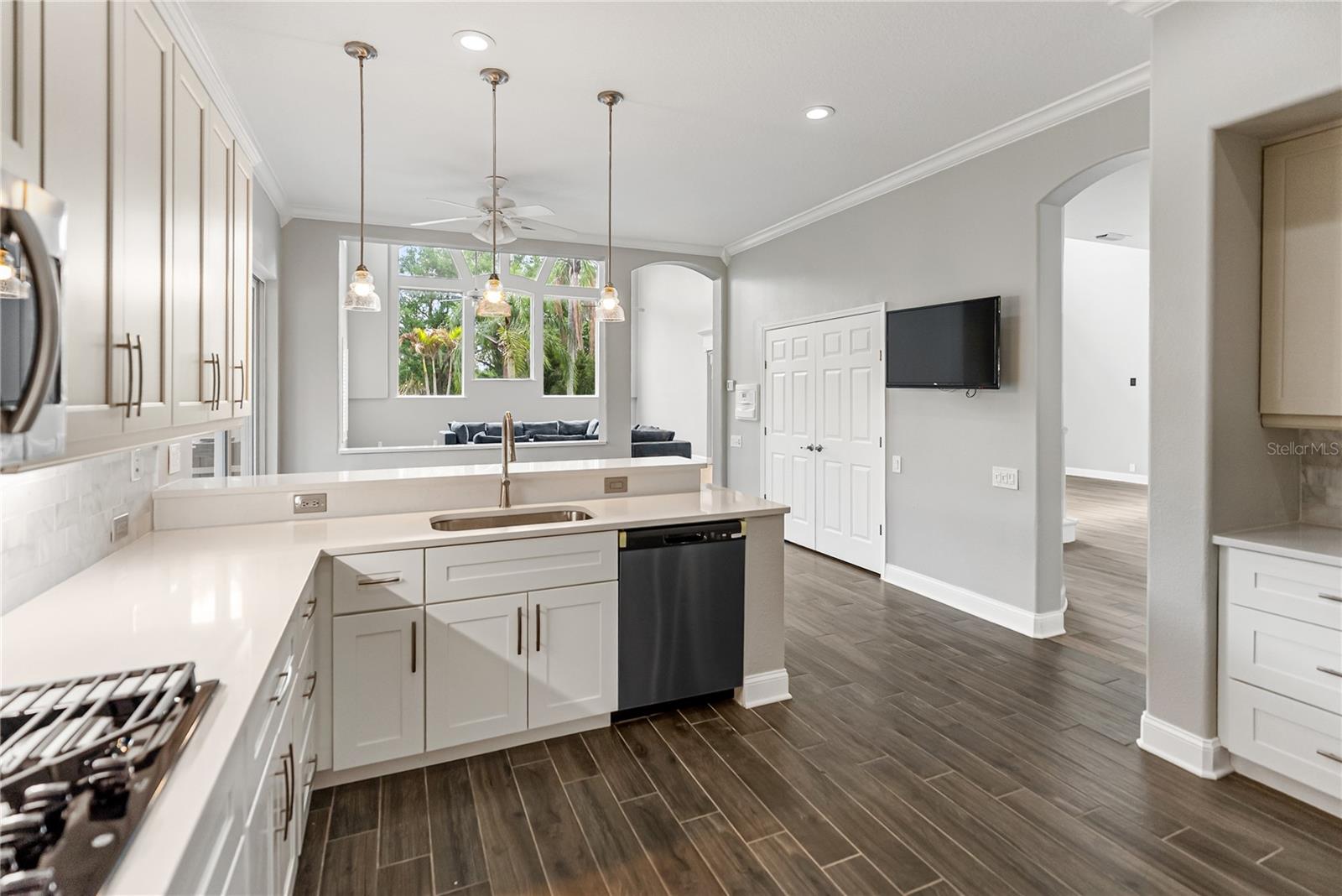 6911 RIVERSEDGE STREET CIR, BRADENTON, FL, 34202