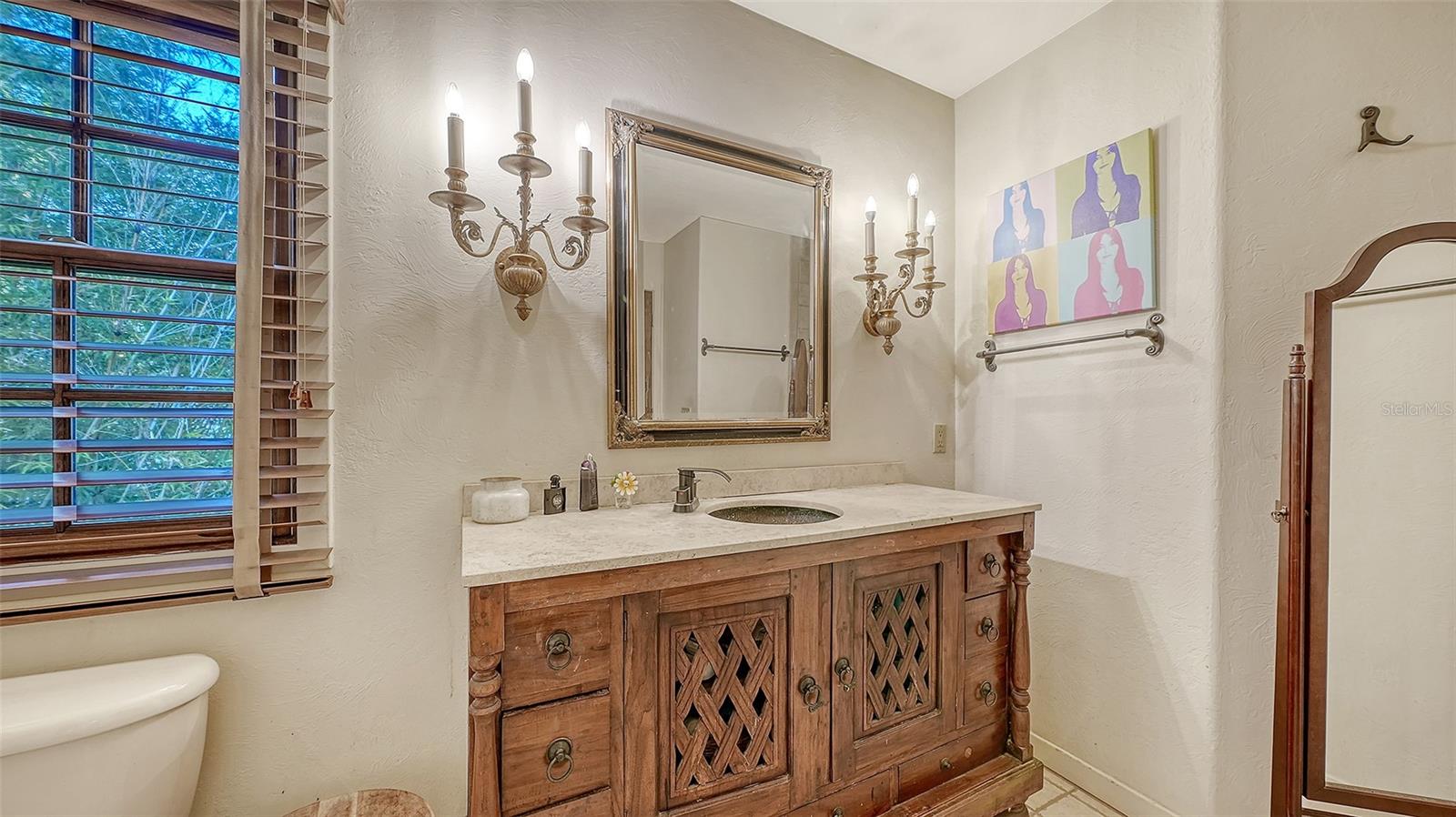 922 INDIAN BEACH DR, SARASOTA, FL, 34234
