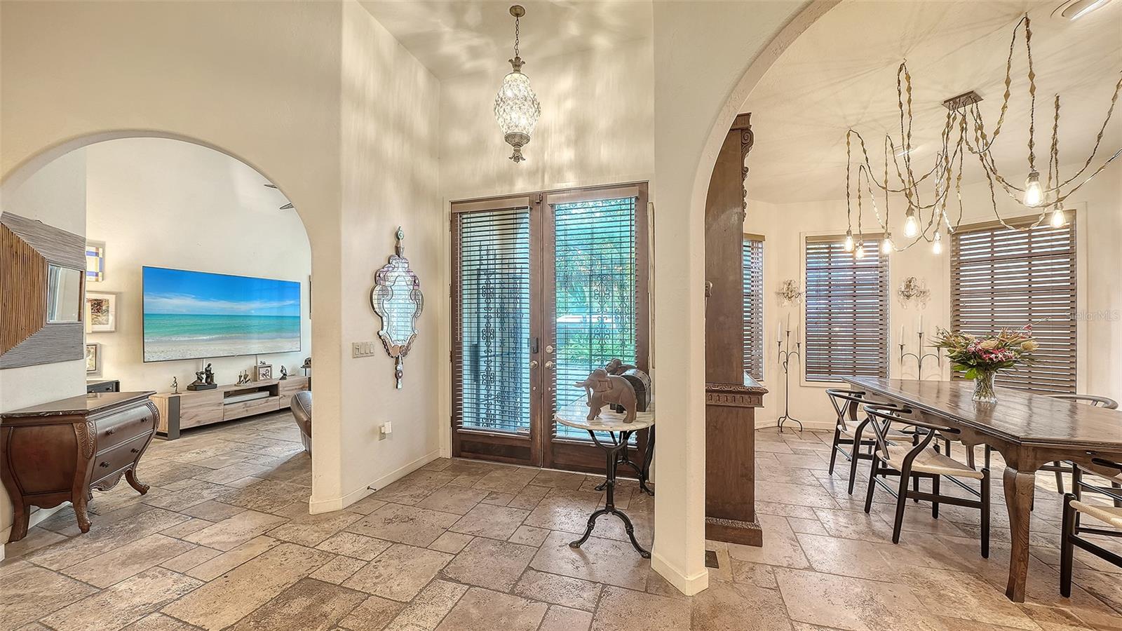 922 INDIAN BEACH DR, SARASOTA, FL, 34234