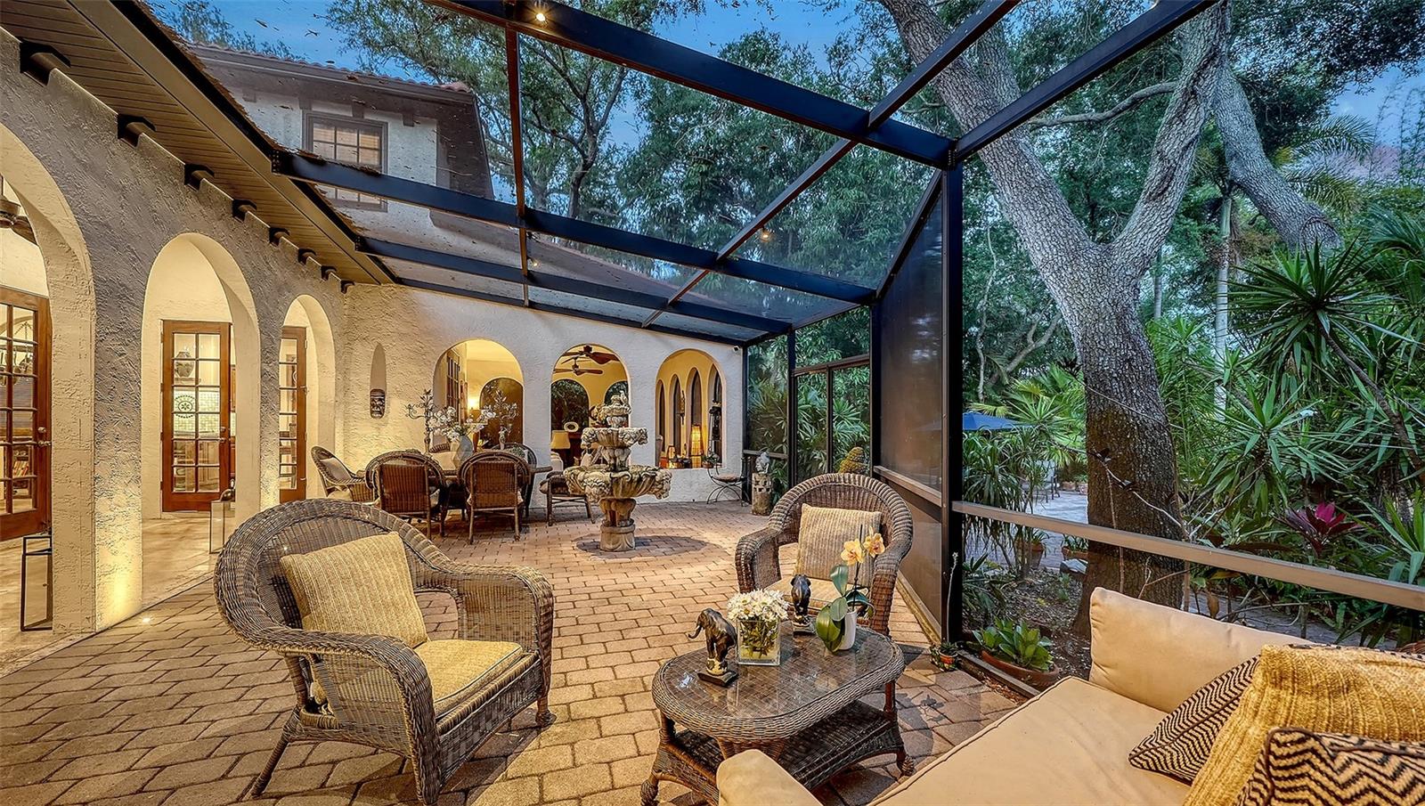 922 INDIAN BEACH DR, SARASOTA, FL, 34234