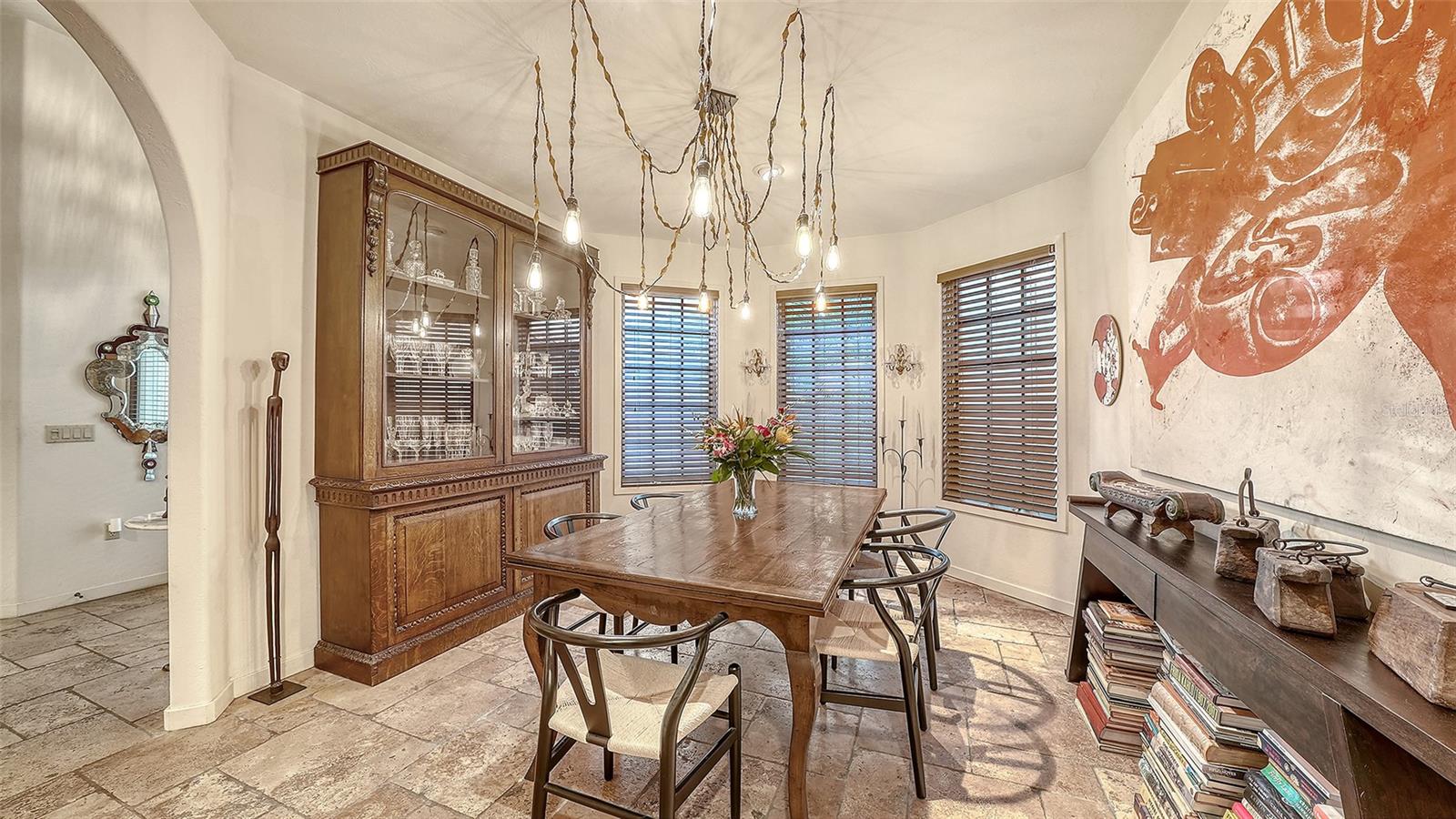 922 INDIAN BEACH DR, SARASOTA, FL, 34234