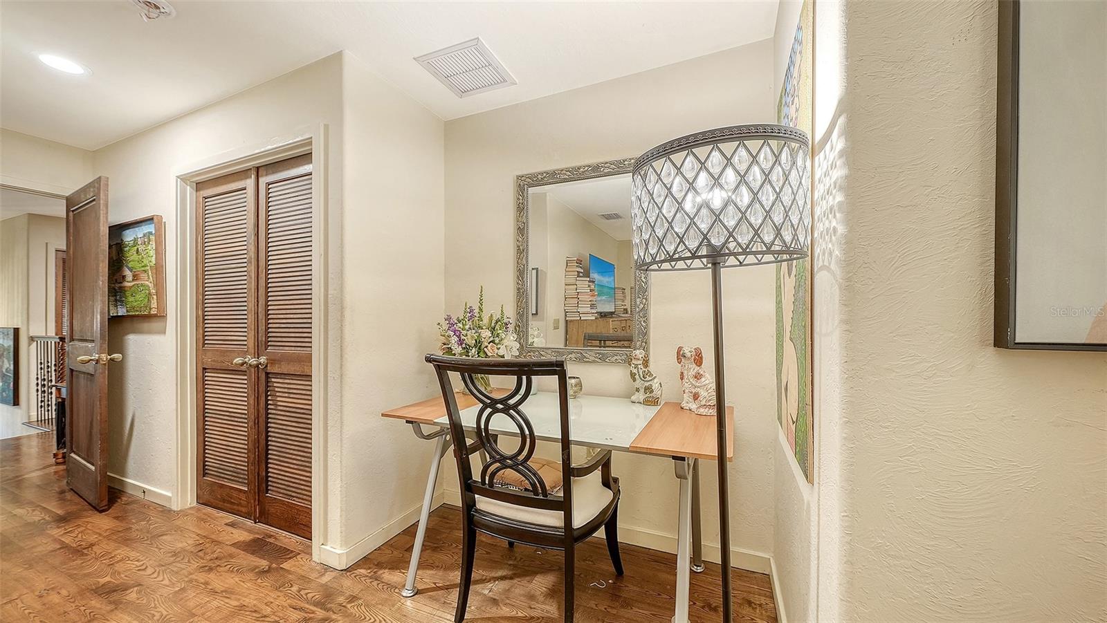 922 INDIAN BEACH DR, SARASOTA, FL, 34234