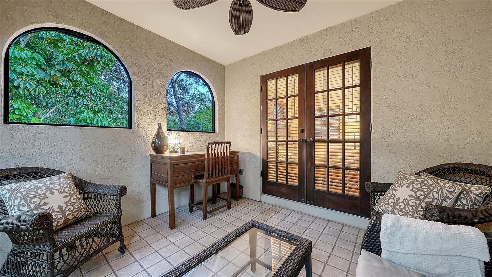 922 INDIAN BEACH DR, SARASOTA, FL, 34234