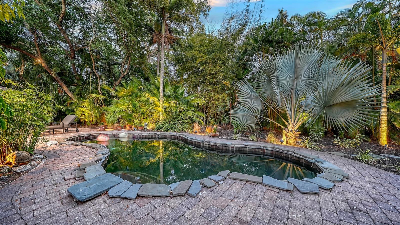 922 INDIAN BEACH DR, SARASOTA, FL, 34234