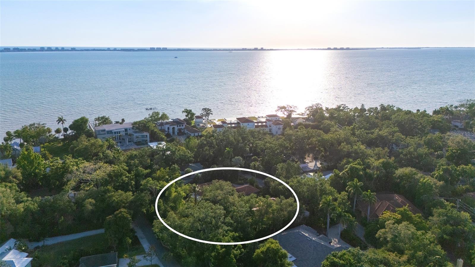 922 INDIAN BEACH DR, SARASOTA, FL, 34234