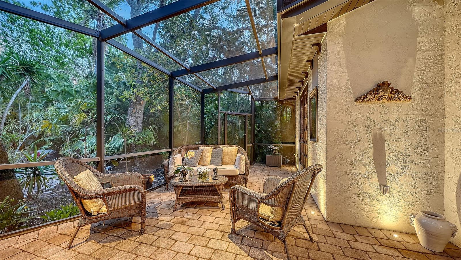 922 INDIAN BEACH DR, SARASOTA, FL, 34234