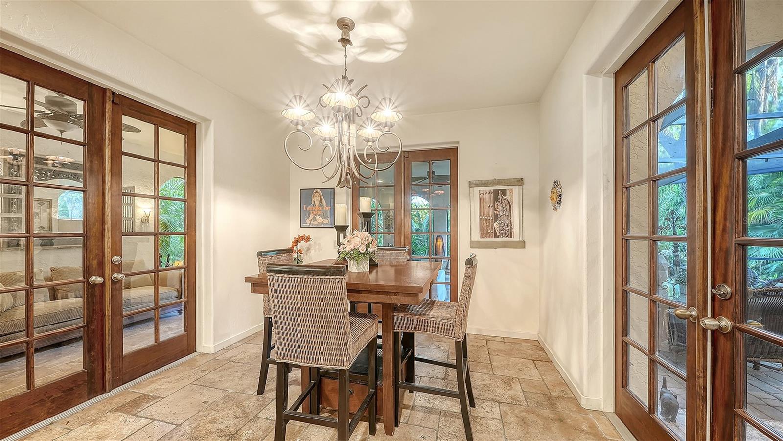 922 INDIAN BEACH DR, SARASOTA, FL, 34234