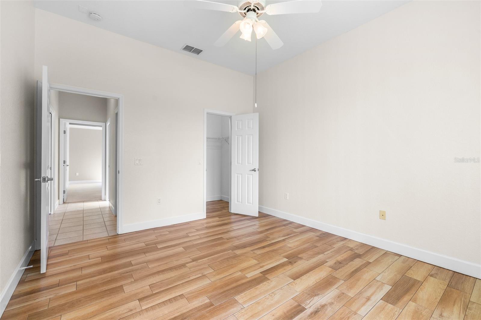 2636 HUNTINGTON HILLS DR, LAKELAND, FL, 33810