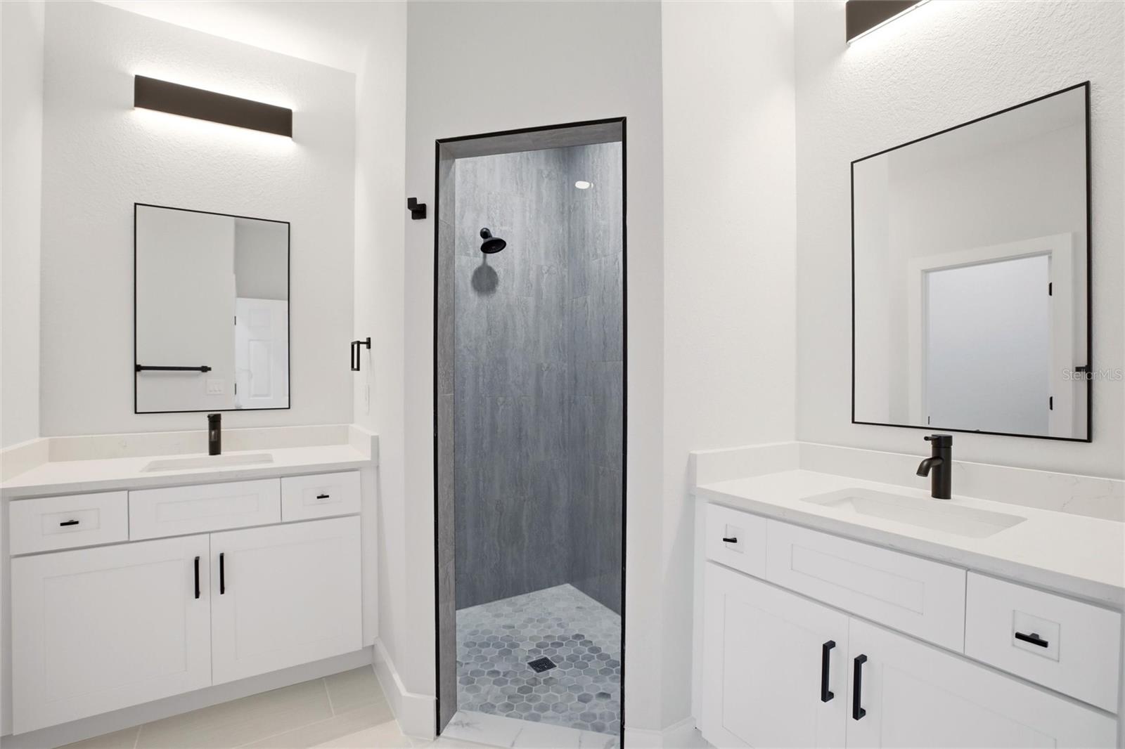 1313 BLUE HERON DR, SEBRING, FL, 33876