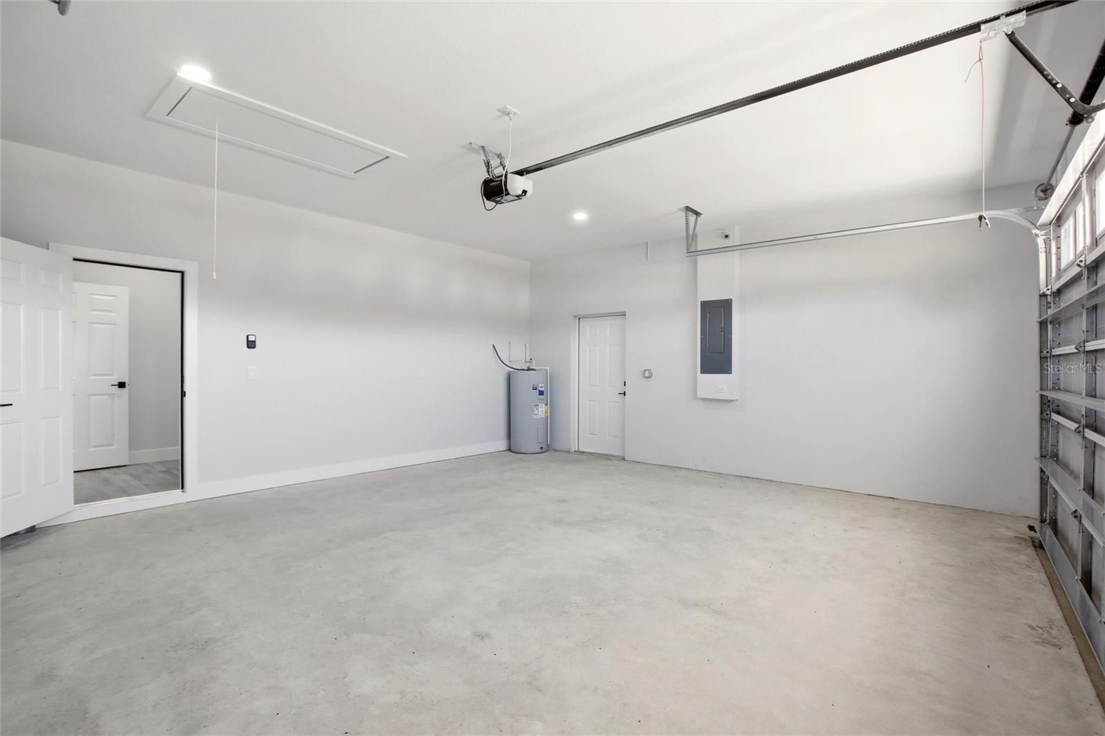 1313 BLUE HERON DR, SEBRING, FL, 33876