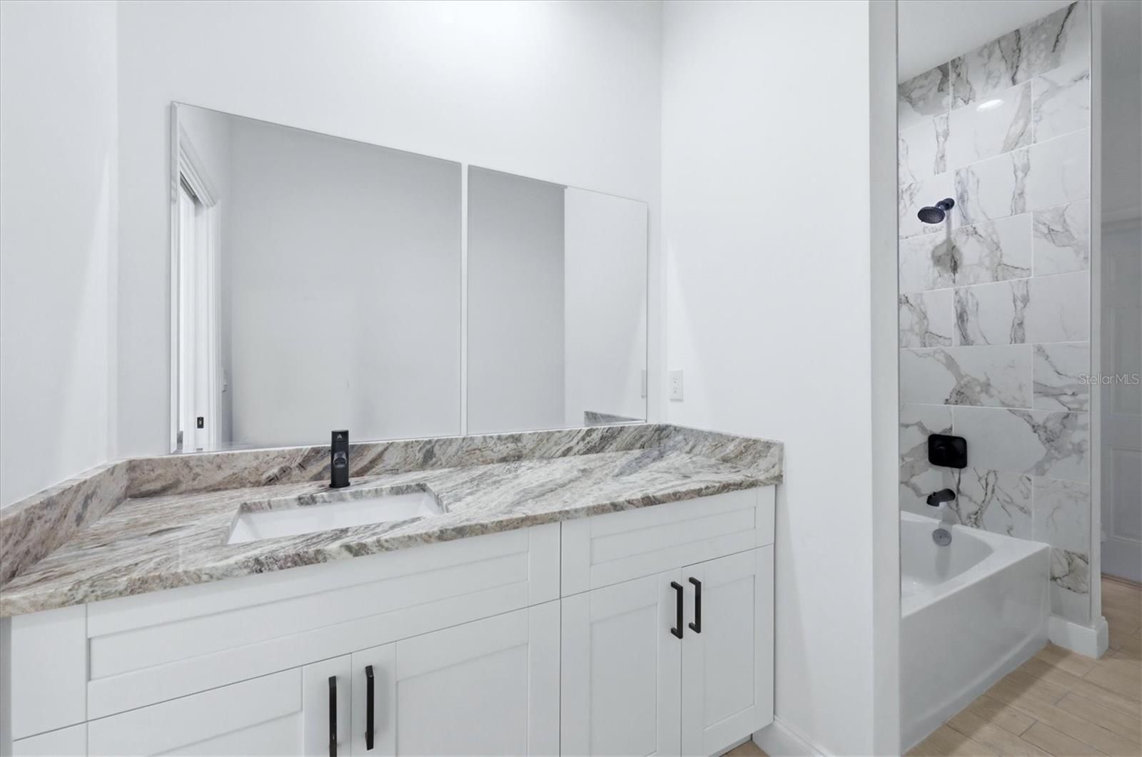 8 BANK CT, PLACIDA, FL, 33946