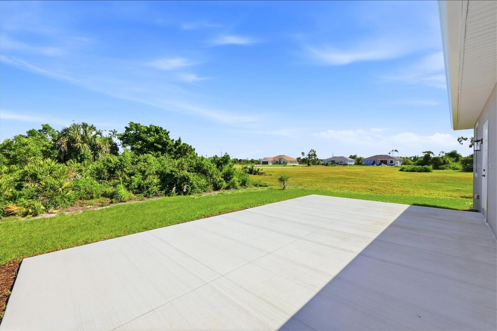 8 BANK CT, PLACIDA, FL, 33946