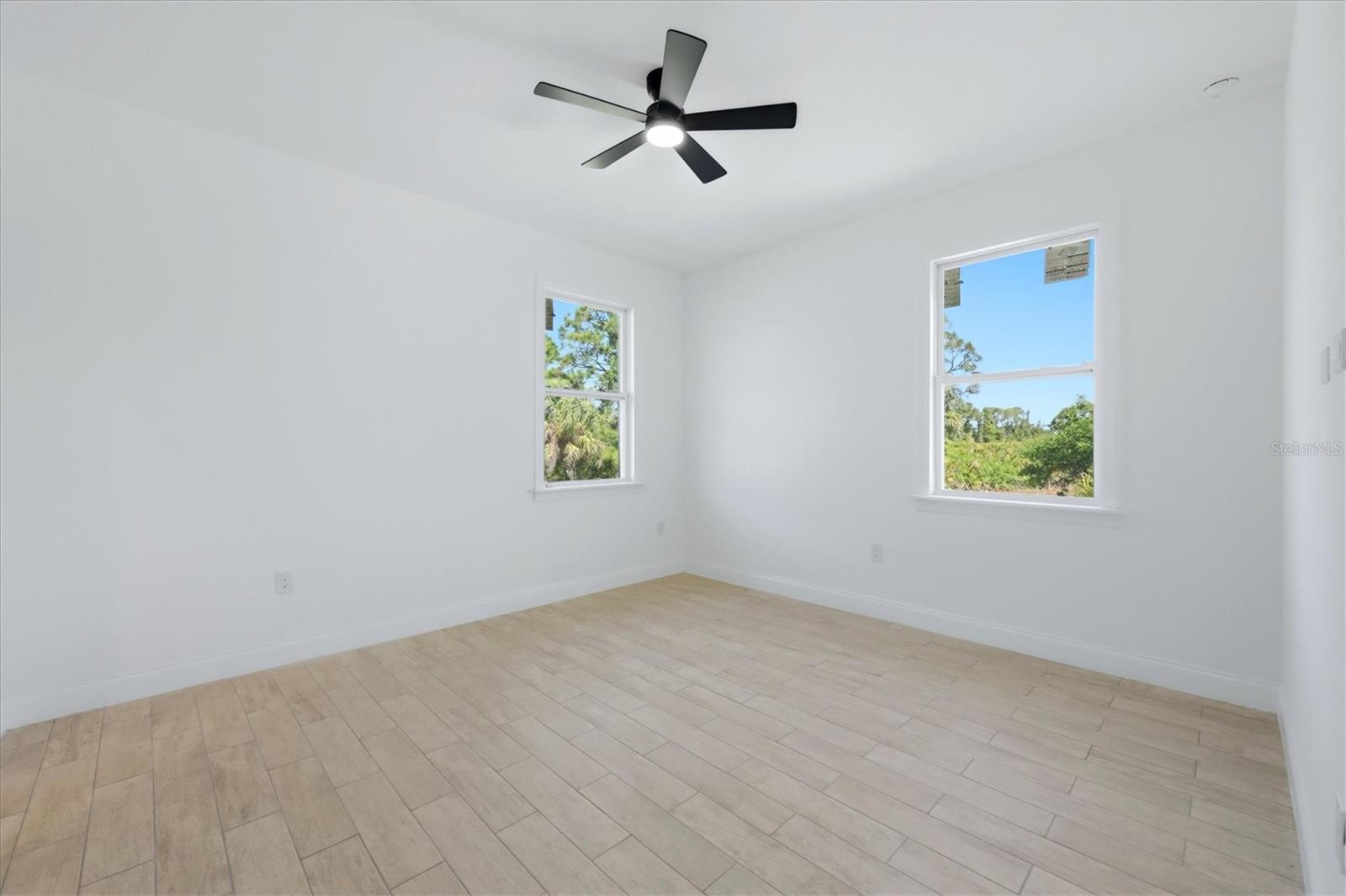 8 BANK CT, PLACIDA, FL, 33946