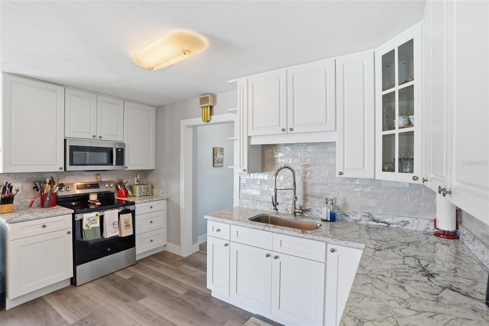 300 DELIDO CT, PUNTA GORDA, FL, 33950