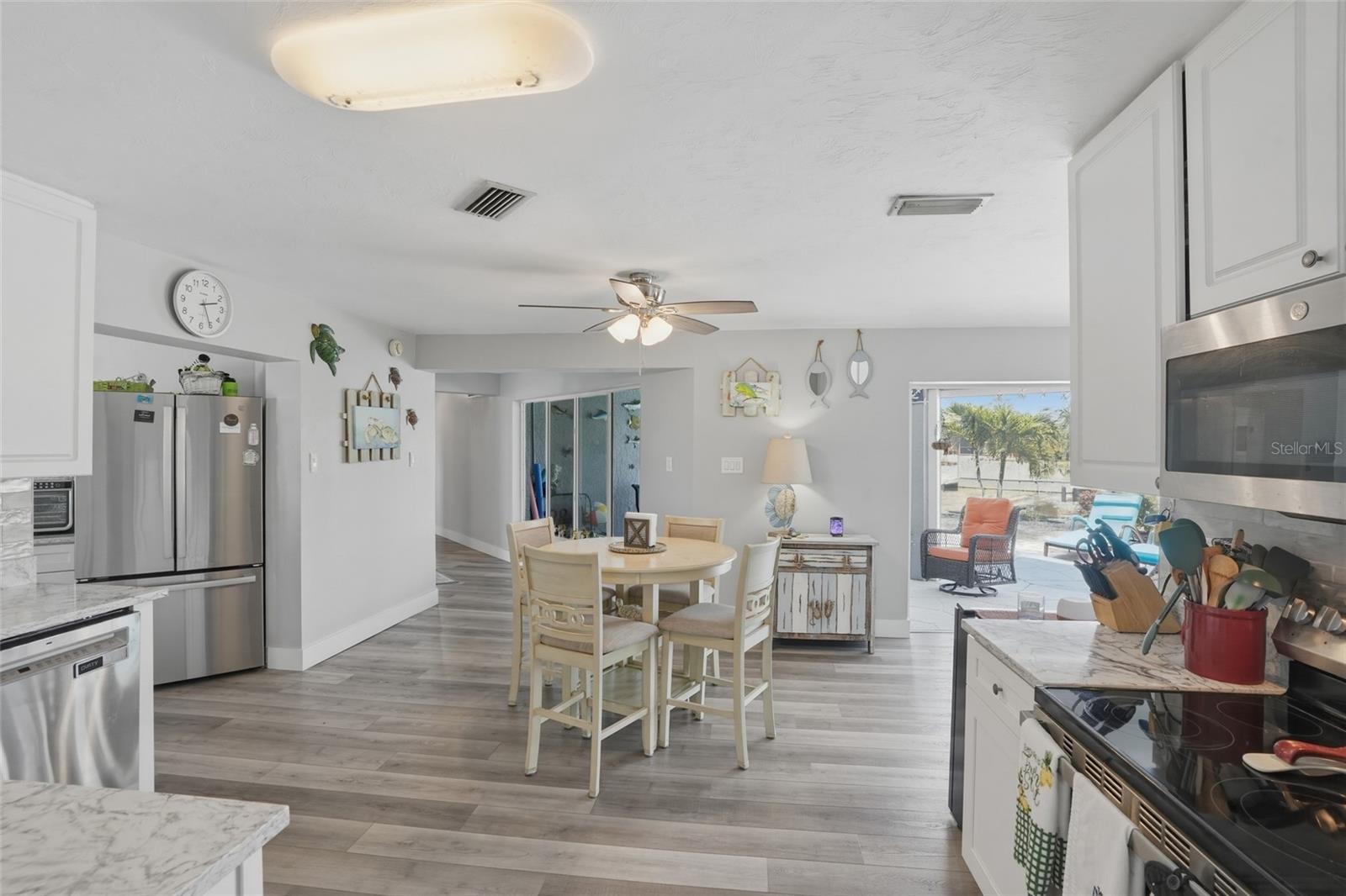 300 DELIDO CT, PUNTA GORDA, FL, 33950