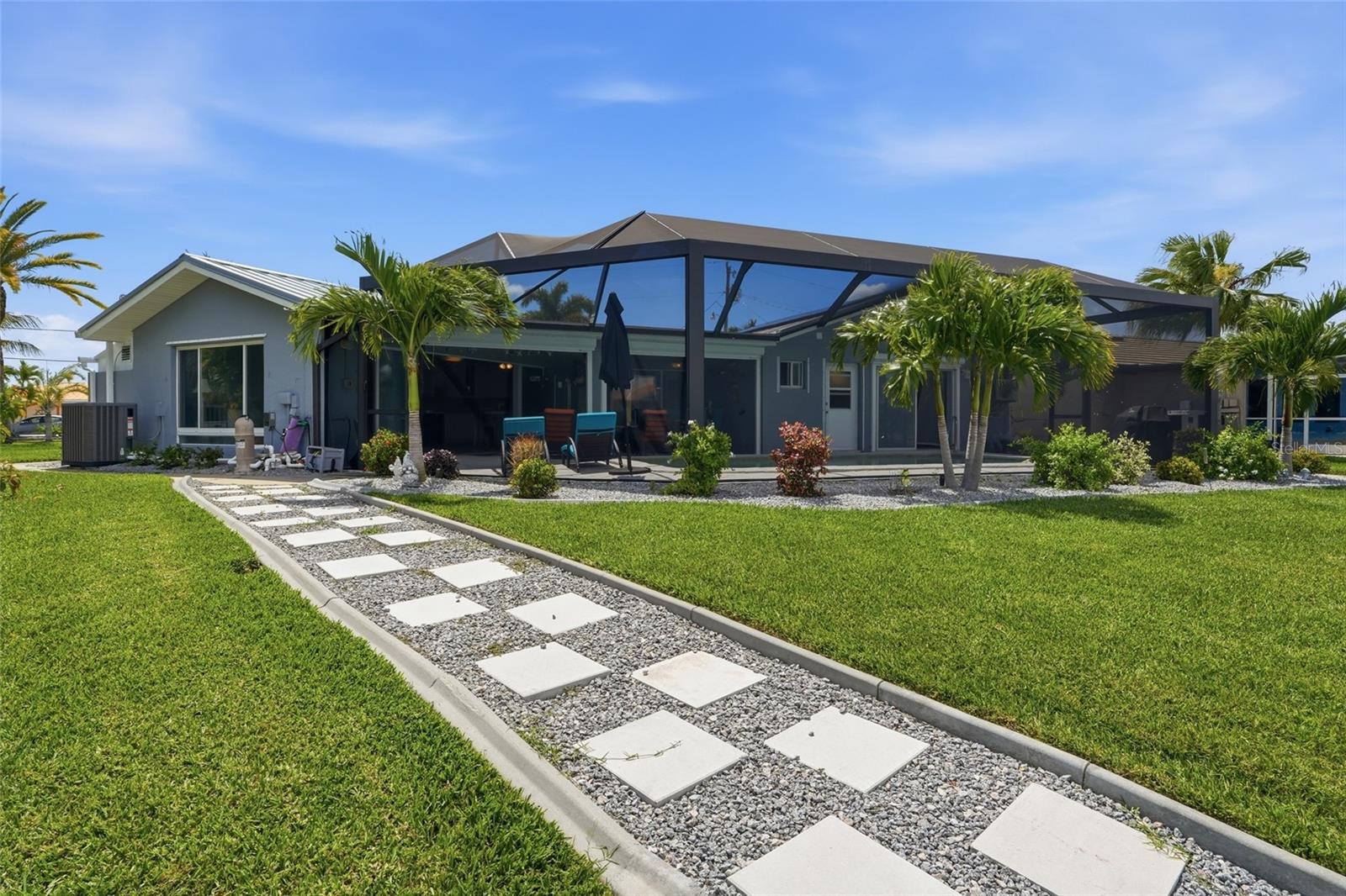 300 DELIDO CT, PUNTA GORDA, FL, 33950