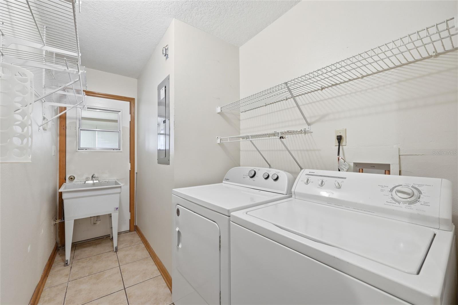 9516 CULLOWHEE CT, ORLANDO, FL, 32817