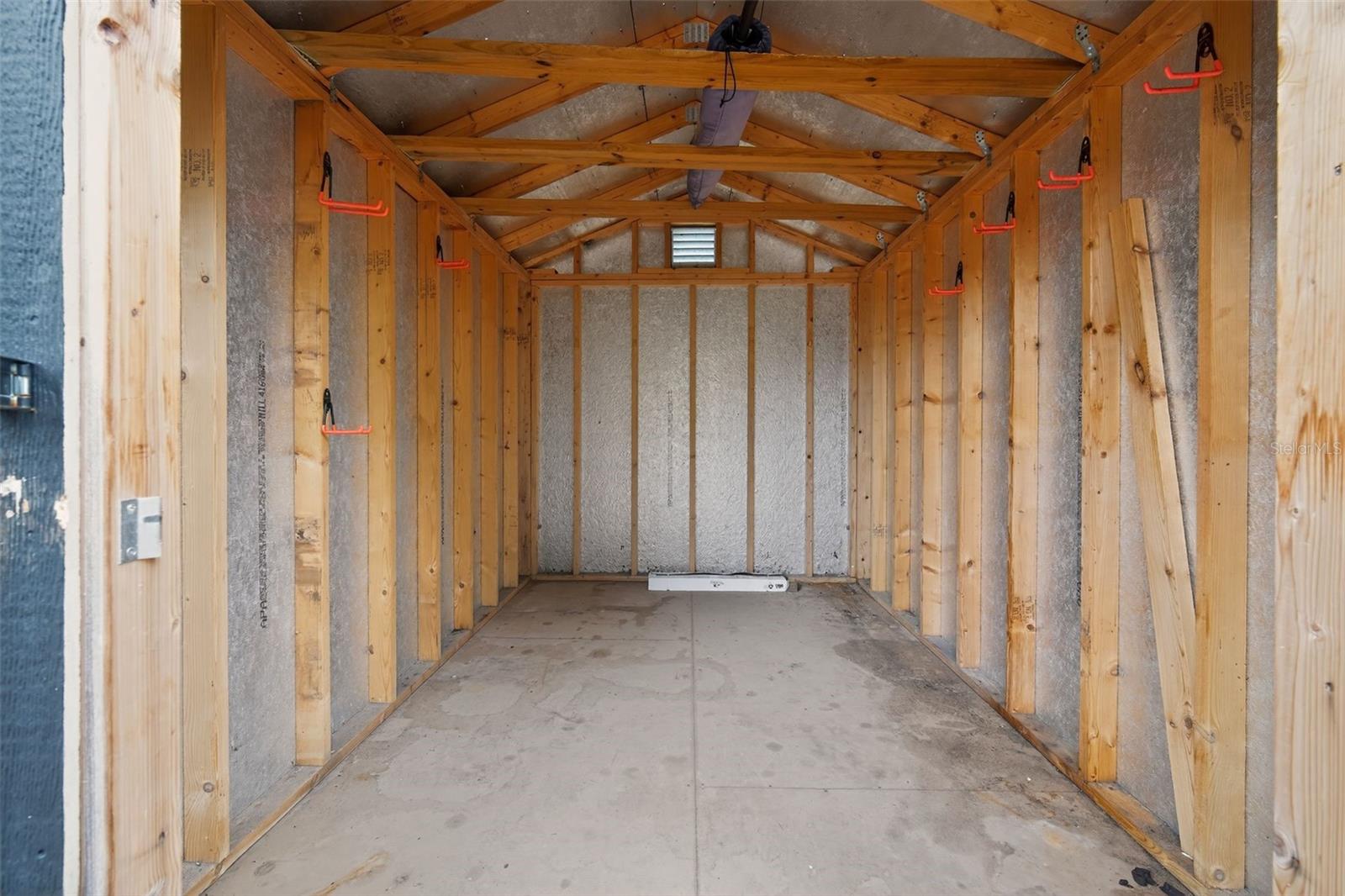 8301 RIVERSIDE DR NE, ST PETERSBURG, FL, 33702