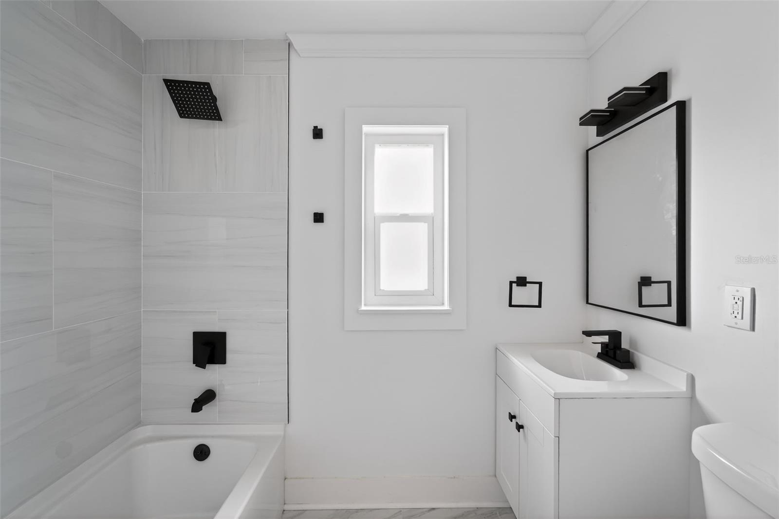 8301 RIVERSIDE DR NE, ST PETERSBURG, FL, 33702