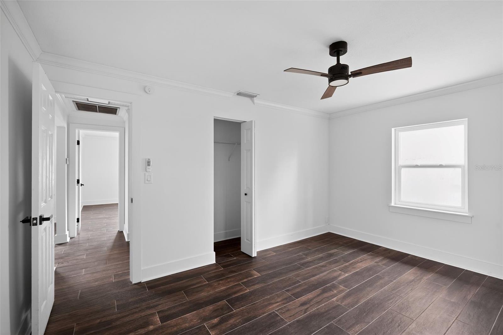 8301 RIVERSIDE DR NE, ST PETERSBURG, FL, 33702