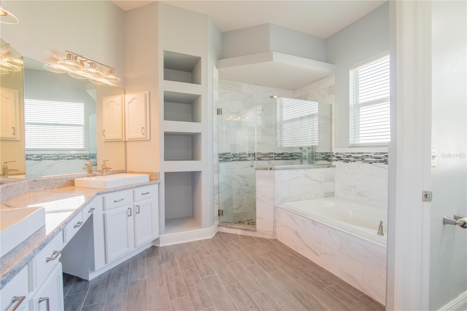 4810 WATER LARK WAY, VALRICO, FL, 33596