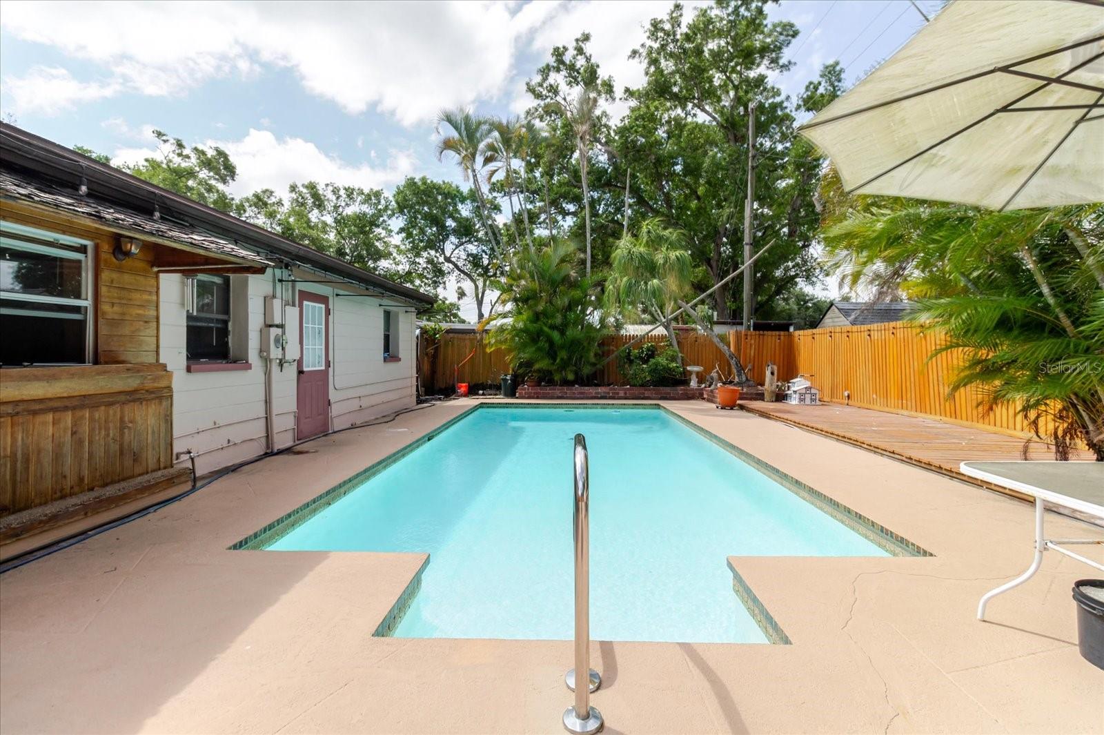 8300 54TH ST N, PINELLAS PARK, FL, 33781