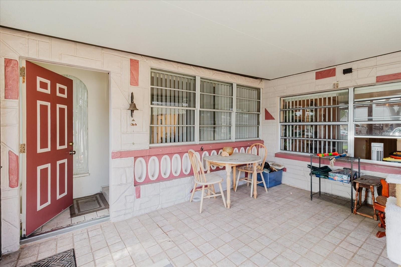 8300 54TH ST N, PINELLAS PARK, FL, 33781