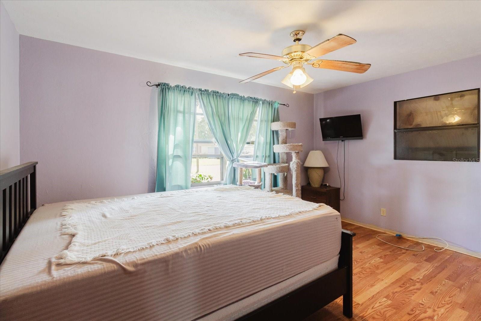 8300 54TH ST N, PINELLAS PARK, FL, 33781