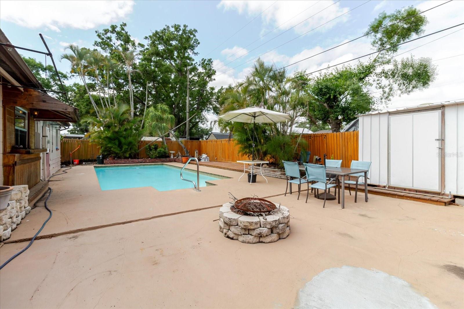 8300 54TH ST N, PINELLAS PARK, FL, 33781