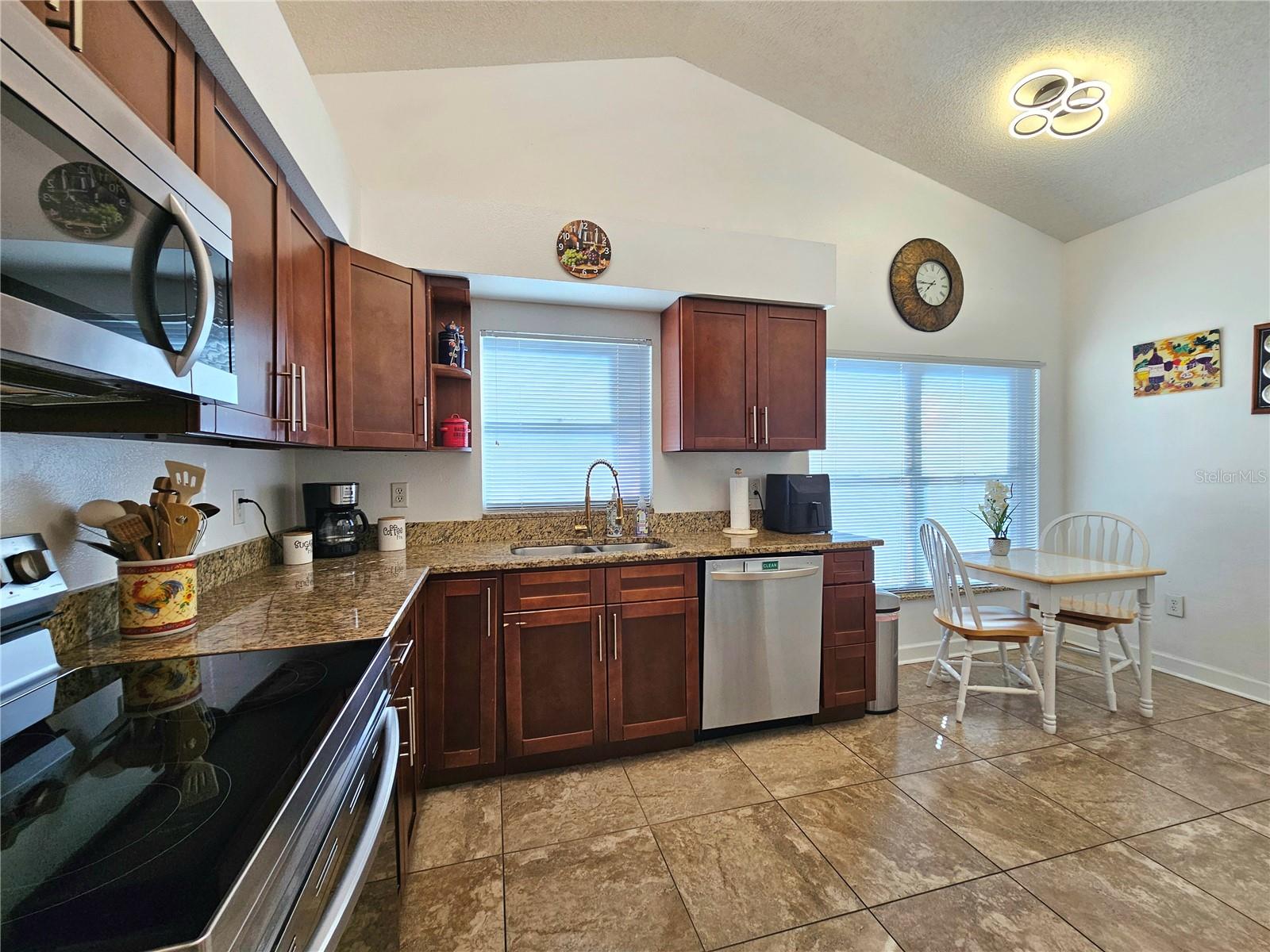 1212 ETCHFIELD CIR, BRANDON, FL, 33511