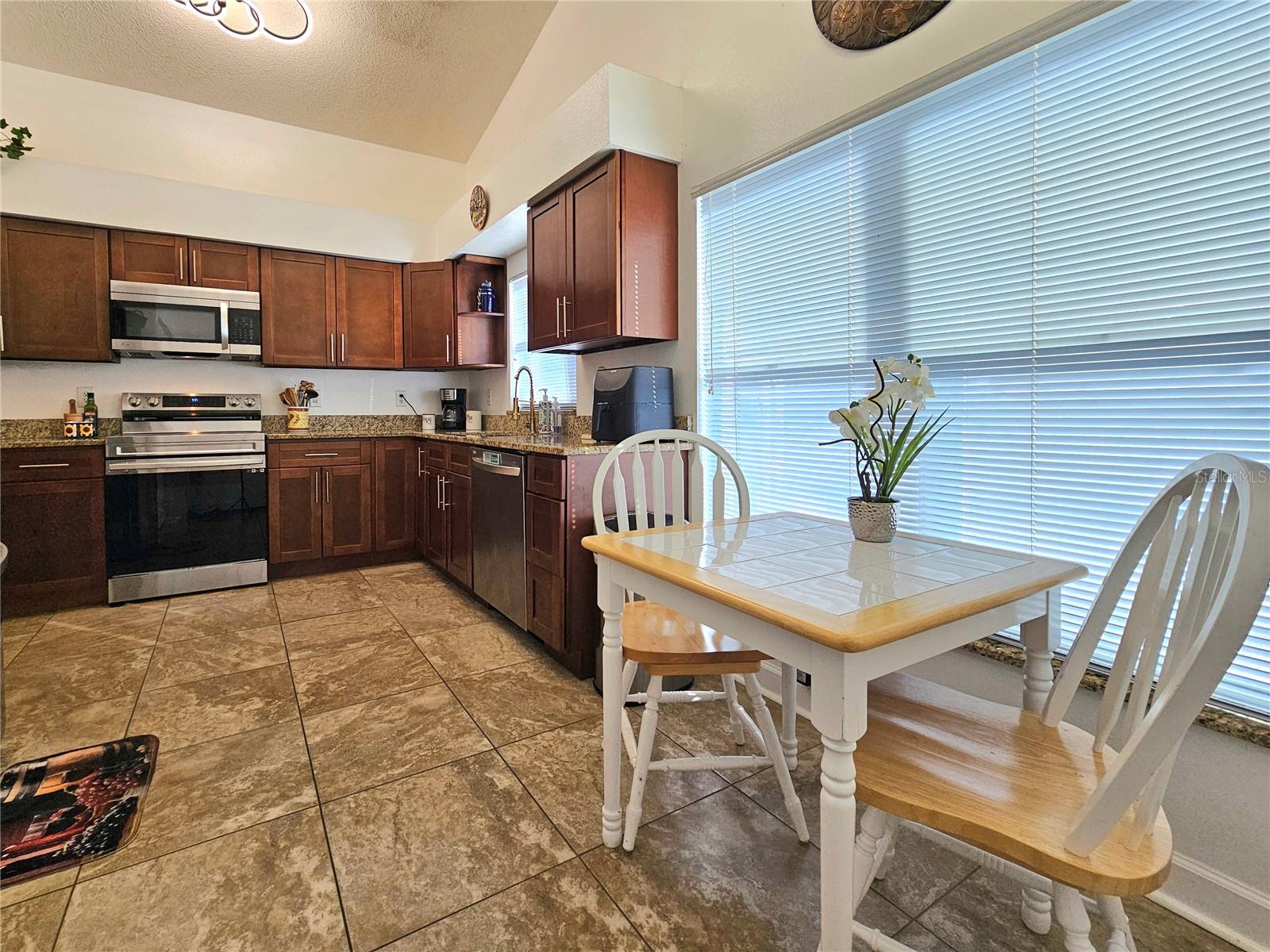 1212 ETCHFIELD CIR, BRANDON, FL, 33511