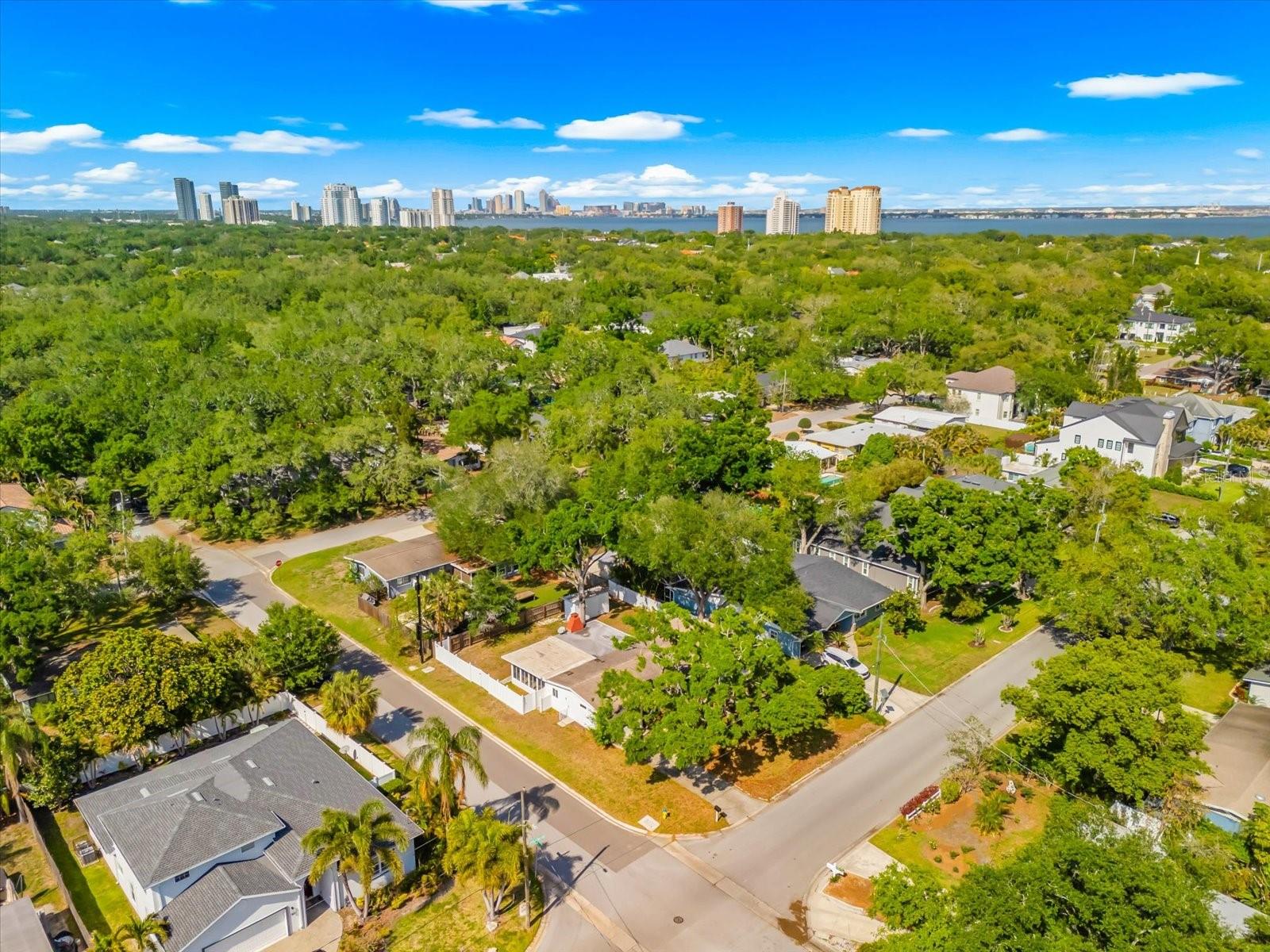 3315 W BEAUMONT ST, TAMPA, FL, 33611