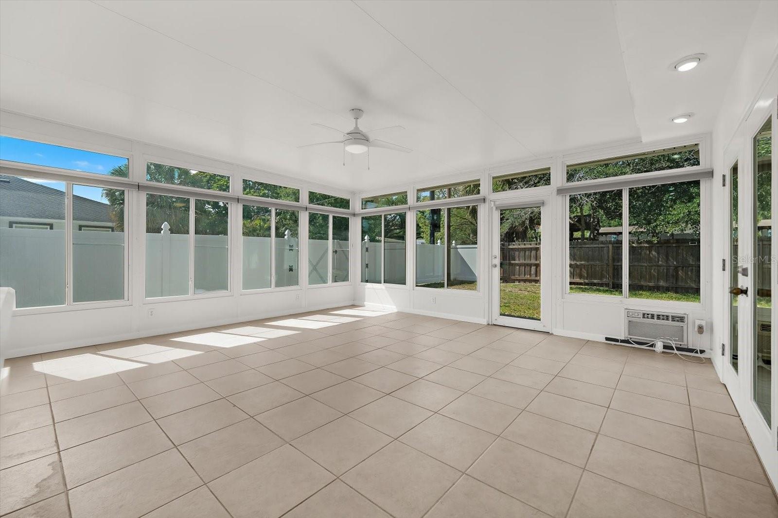 3315 W BEAUMONT ST, TAMPA, FL, 33611