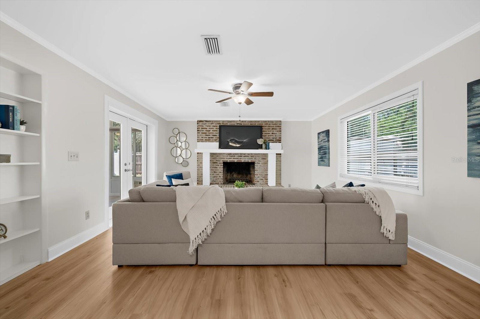 3315 W BEAUMONT ST, TAMPA, FL, 33611