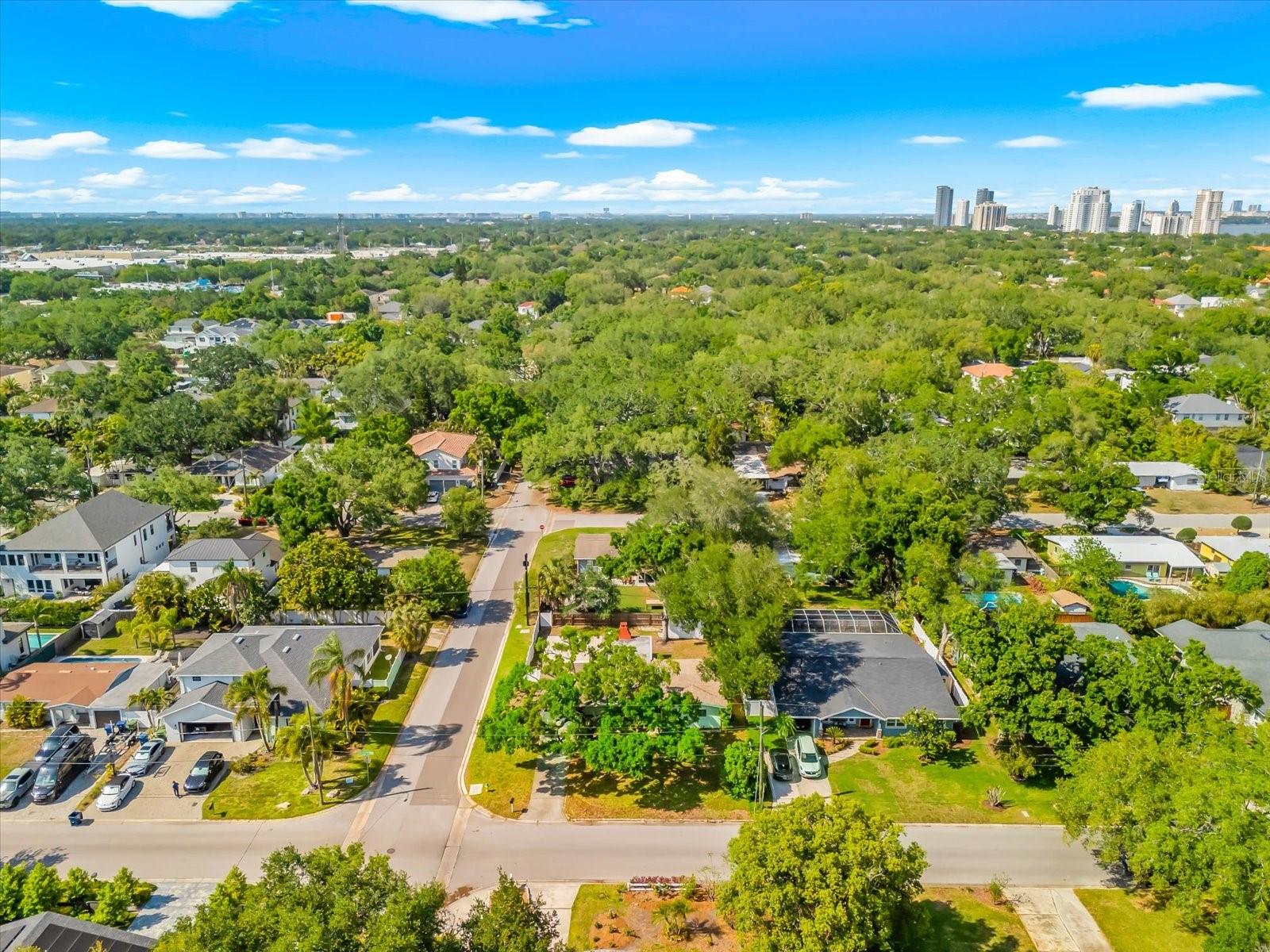 3315 W BEAUMONT ST, TAMPA, FL, 33611