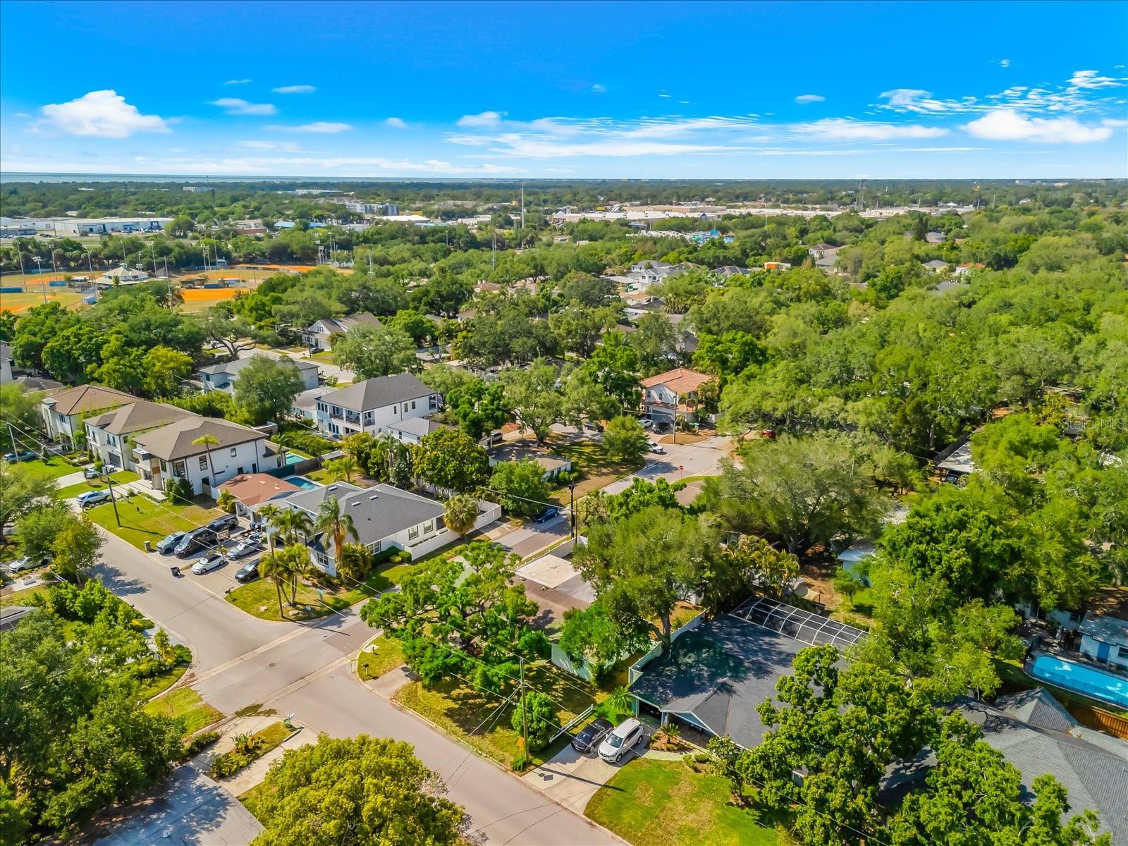 3315 W BEAUMONT ST, TAMPA, FL, 33611