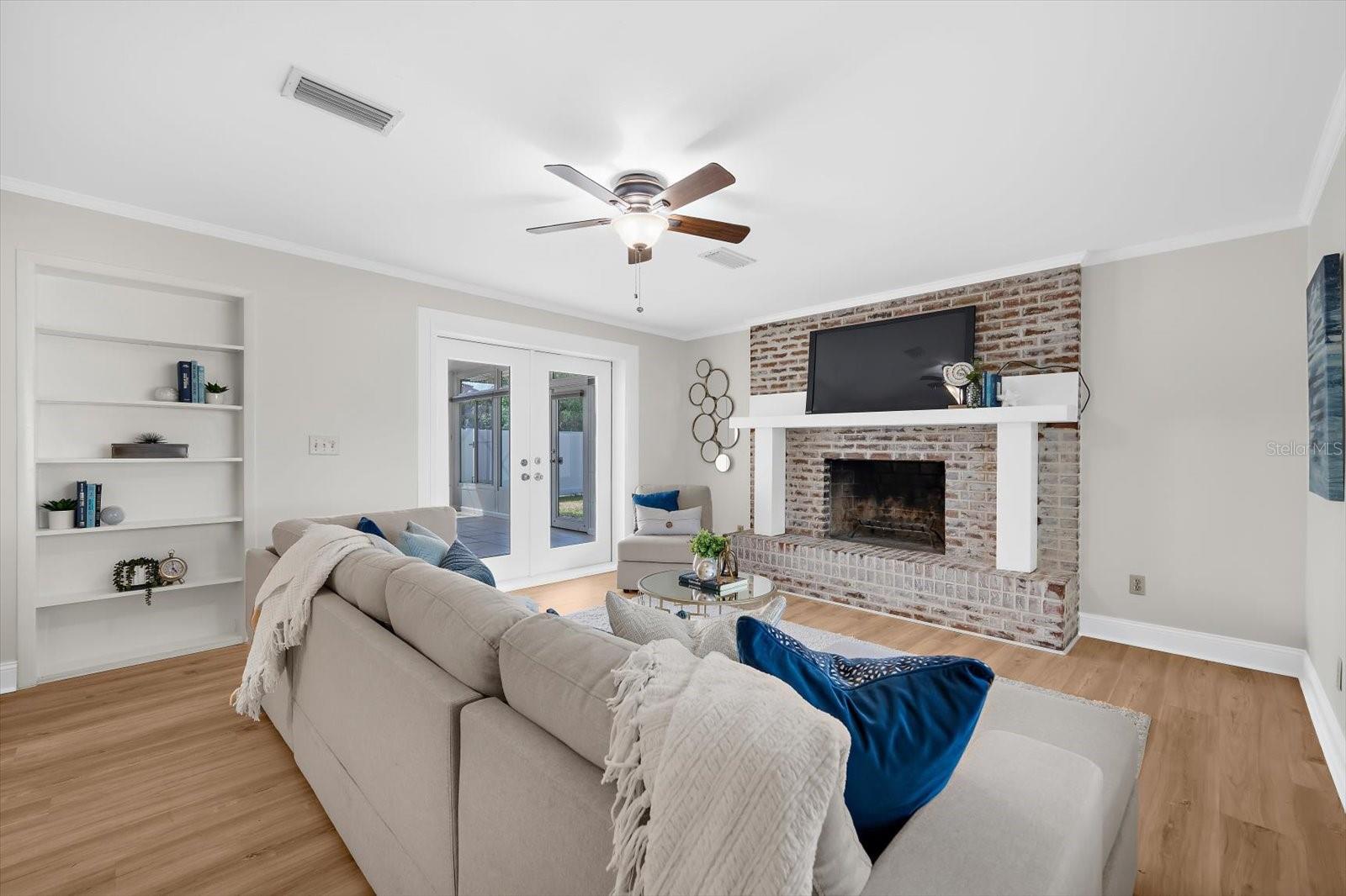 3315 W BEAUMONT ST, TAMPA, FL, 33611