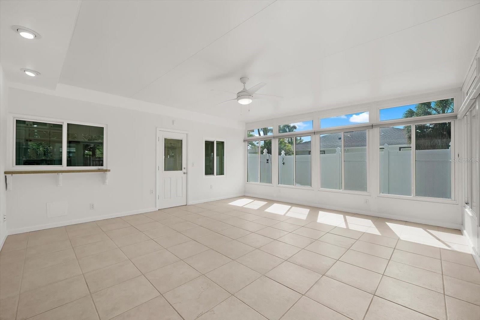 3315 W BEAUMONT ST, TAMPA, FL, 33611