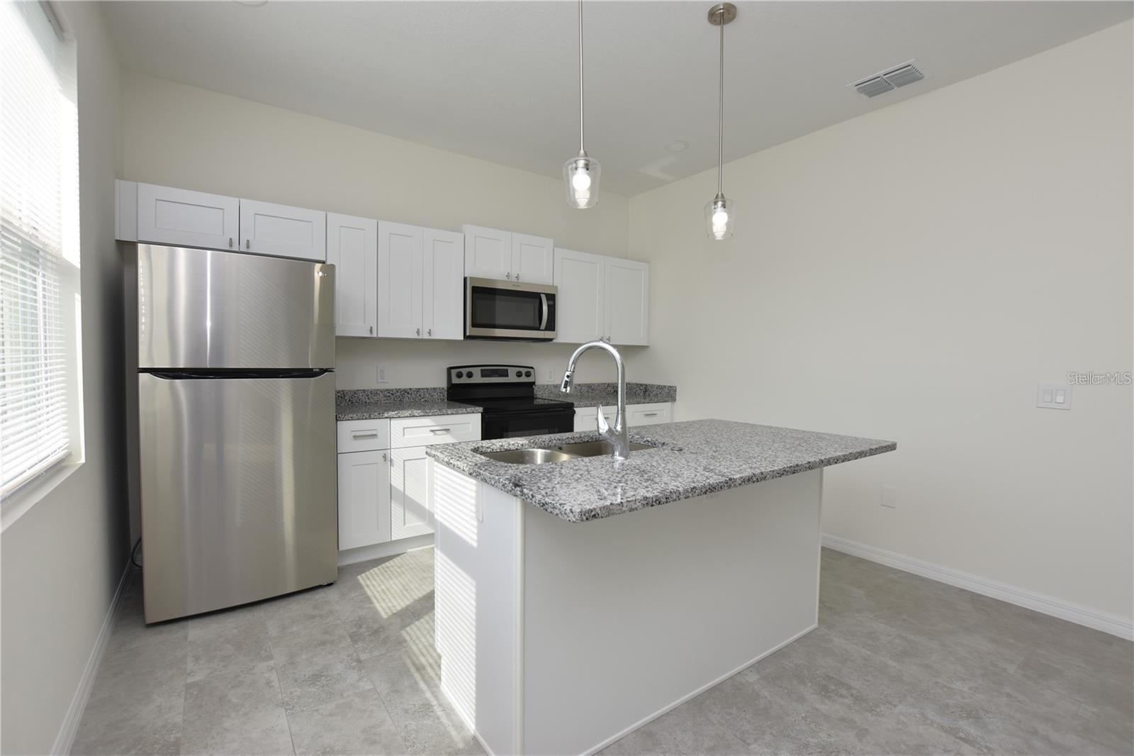 206 W CRESCENT DR, LAKELAND, FL, 33805